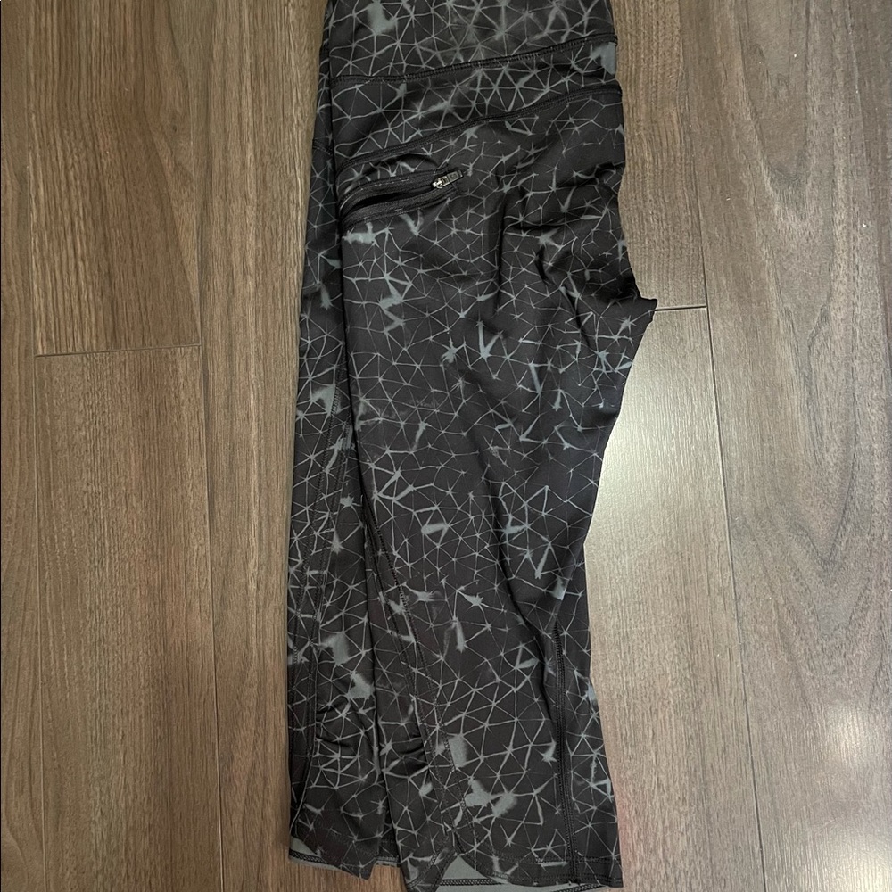 Lululemon run top speed crops